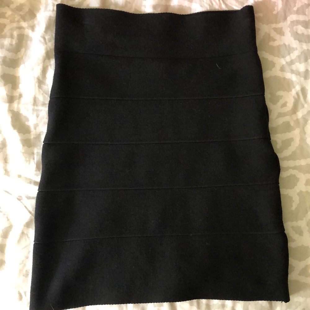 Women’s size small black skirt.